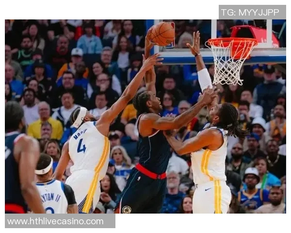 2014年NBA季后赛勇士与快船的激烈对决回顾与精彩瞬间分析